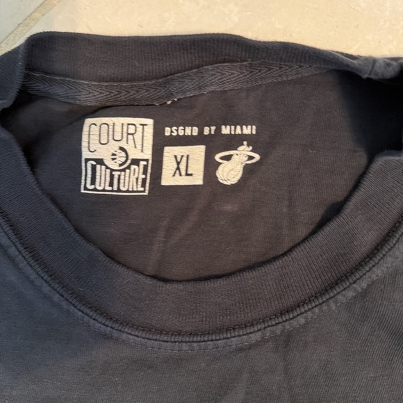 Black Miami Basketball Graphic Tee - Picture 2 of 5